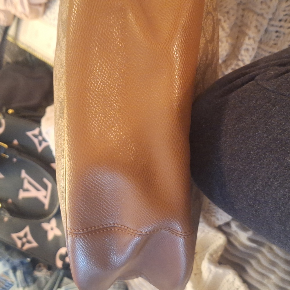 Coach Tan Signature Hobo Bag Nwot - Picture 15 of 16